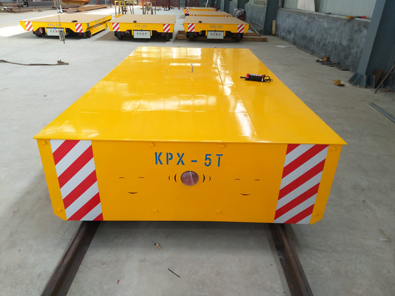 5 টন ব্যাটারি রেল উপকরণ স্থানান্তর ট্র্যাক্টর কার্ট