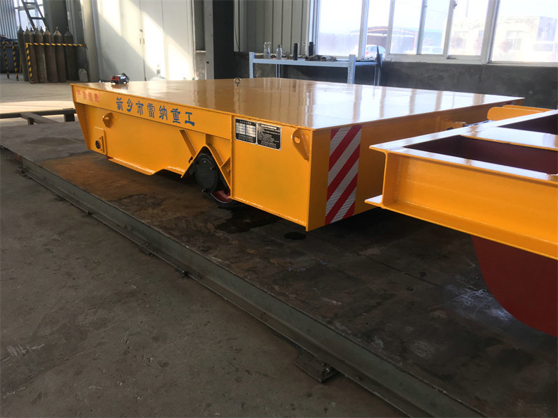 60 টন ভারী শিল্পকৌশল ট্রেলার